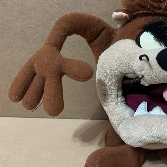 Tasmanian Devil - Picture 3 of 7